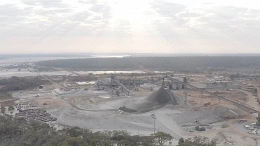 The expansion of Barrick’s Lumwana mine in Zambia unlocks the potential to transform it into a long-life, high yielding, Top 25 copper producer and a Tier One copper mine, capable of contending with the volatility of the copper demand cycles. The feasibility study for the expansion is expected to be completed by the end of the year, paving the way for construction to start in 2025. Barrick president and chief executive Mark Bristow hosted a webinar today to update the market on this exciting pro