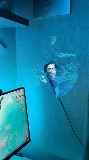 This 3D hologram breaks rules 😱 #Hologram #3d #led #ledlights