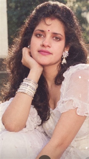 80s Bollywood Hits 💘 80s Hit Songs 💘 #1980 #trending #youtubeshorts #love #viral