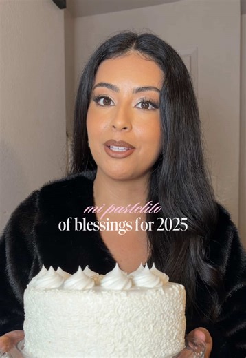 2025… so many emotions when I reflect on this year. A year I will never forget. Each year is a stepping stone to the version of myself I will be become and I know everything I’ve experienced this year is a part of that. Sobre todo, siempre estaré agradecida con la vida y con Dios. Thank YOU for being a part of my journey and supporting what I do, without you this isn’t possible 🥹💕 I’m ready to make 2026 a year of intention 🫶🏼 Thank you to every single brand from the bottom of my heart for ma