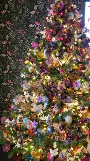 Merry Yule! 🌿🌺 We celebrate both Christmas and Yule at our house. From Winter Solstice thru Jan 1st we celebrate the return of light and offer blessings to the land before the new year. We make and light candles, keep our fairy lights twinkling, burn a fire in the Woodstove, make bird feeders and garden wands and so much more. A fun way to honor the season and show gratitude to the Earth. My garden tree is perfect for this celebration 🧚‍♀️ Do you celebrate Yule? #yule #yuletide #reelitfeelit 