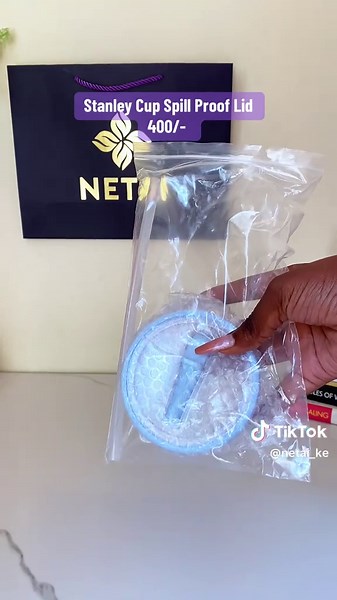 Disfruta sin derrames con la tapa de Stanley