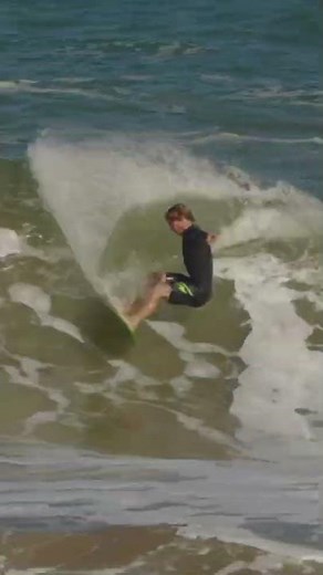 How to surf with a skimboard