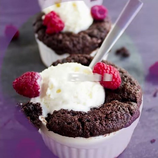 Mini Chocolate Pudding Cakes