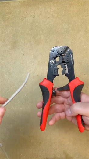 Still fighting with RJ45s? That ends today 💪 The auto-stop ratchet system releases when correct pressure is applied to ensure precise crimping, the difference between ‘good enough’ and pro-level crimps! #CKTools #CKhaveatoolforthat | C.K tools