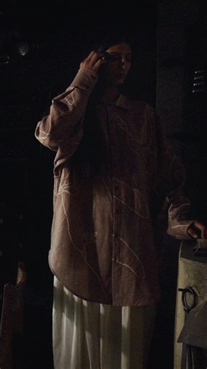 In Didi Contractor’s house and garden, earth, bamboo, and light come alive as quiet architecture. 11.11 Textiles drift through these spaces like shadows of nature itself. | 11.11 / eleven eleven