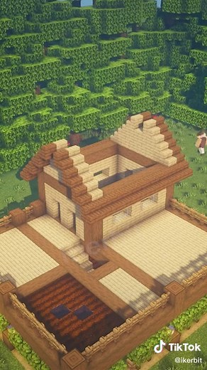 How to Build a Survival Wooden House in Minecraft