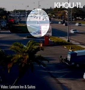 HIT-AND-RUN ROLLOVER: Police in Florida are looking for the driver who caused this dramatic wreck, critically injuring a 19-year-old man - https://on.khou.com/2XyhUNd #HTownRush | KHOU 11 News