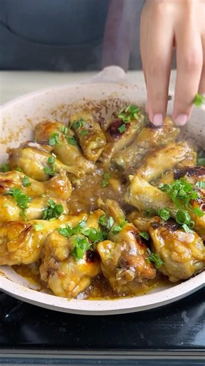 5-Star Honey Garlic Soy Chicken Thighs 🍗 #ChickenRecipe #HoneyGarlicChicken #QuickMeals