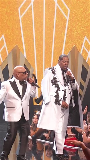 Busta Rhymes Fast Rap Performance of Look At Me Now