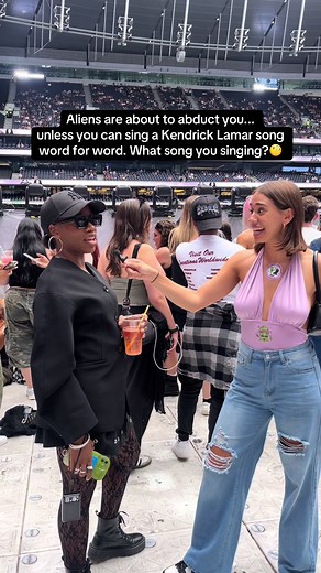 The Aliens have landed at the Kendrick Lamar World Tour👽🌎and here’s how it went🫣…. #kendricklamar #kendricklamartour #gnxtour #london #fyp