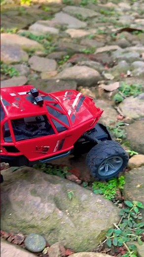 4x4 RC Car Extreme Off-Road Test! Powerful Remote Control Truck in Action!