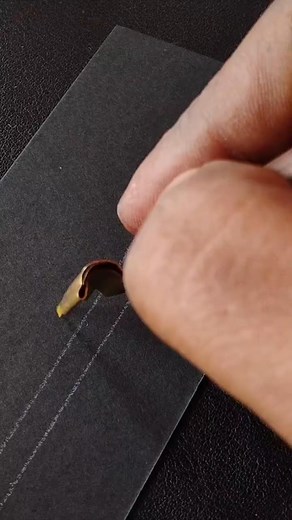 Handwriting Art . . Let's transform your handwriting! 👋 Join me to learn simple tips, tricks, and techniques to improve your script. From messy to magnificent, I'll guide you step by step. . . #handwritingpractice #handwriting #calligraphy #facebook #facebookpost #writing | Handwriting Art