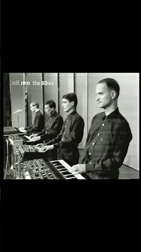 Das Model - The Model #shorts #kraftwerk #model #dasmodel
