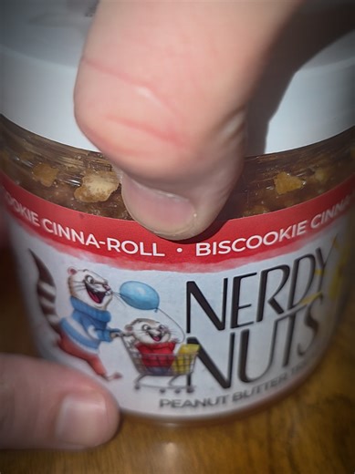 OHMIGOD 🤤🤤🤤 Listen to that #nerdynuts #nerdynutspeanutbutter #addictive #sooooogood @Nerdy Nuts Shop