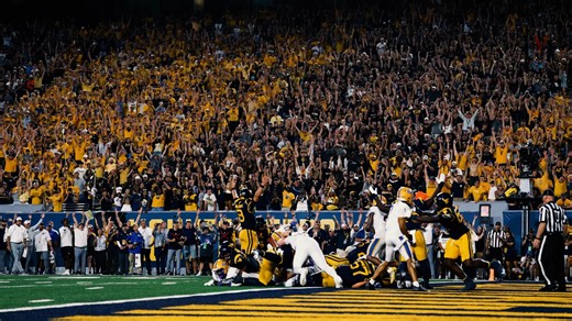 When the hands went up 🙌 | WVU Football