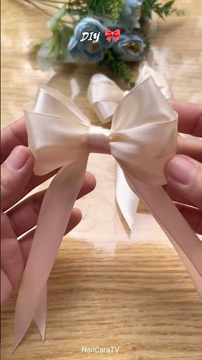How to make easy bow 🎀 #diy #art #craft #howtomake #easy #bow