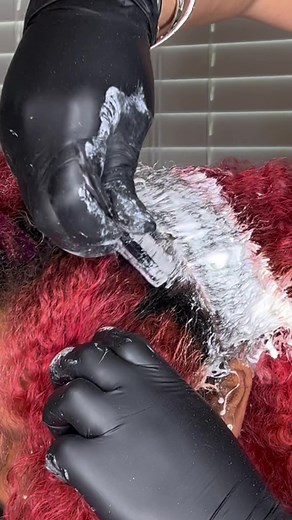 Part 1 🎨 follow my backup: @sachafierce2 and click the link in my bio and follow me on everything. Love y’all🥰🫶🏻 #Bleachinghair #hairtok #hairtutorial #bleachhairathome #bleachedhair #bleachedroots #hairbleaching #haircortutorial #bleaching #naturalhair #coloringtutorial #haircolortutorial #hairtransformation