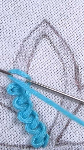 942K views · 7.2K reactions | Fantastic Flower embroidery tutorial #Embroidery #viral #flower #stitch #tutorial #flowers #hand #fb #design #facebookreels #reelsvideo #reelsfb #fbreels #reels #diy #viralreels #embroidery | Crafts & Embroidery | Facebook