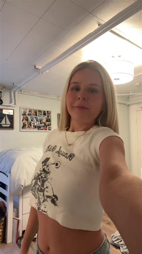 Caroline (@carolinehhouse)’s videos with original sound - Madeline