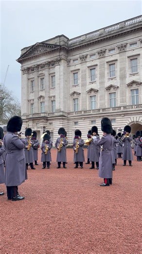 28K views · 726 reactions |  Did you hear the tune we played at the Palace? How well do you know your 70’s music?  | Band of the Grenadier Guards | Facebook