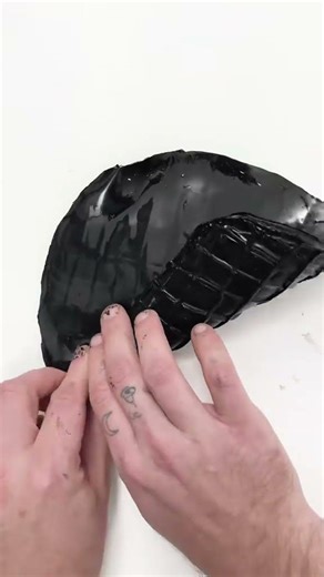 Make art AI can't copy 🤖🚫🎨 Sculpt with paint instead #textureart