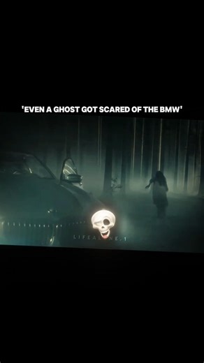 Ɱᴏʜɪɴ ᴋʜᴀɴ | 日本利用压电瓷砖将脚步转化为电能。这些瓷砖捕捉来自你脚步的动能。当你行走时，你的重量和动作会对瓷砖产生压力。瓷砖会轻微弯曲，从而产生机械应力。瓷砖内部的压电材料将这种应力转化为电能。每一步都会产生少量电荷，而数百万步结合在一起就能产生足够的电力来驱动 LED... | Instagram