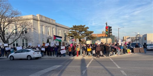 More than 100 protest planned ICE detention center in Leavenworth