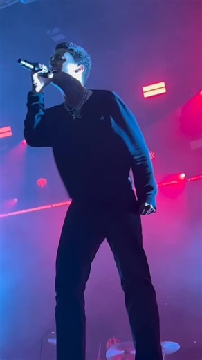 44K views · 7.6K reactions | "hericane" in it's highest intensity level with an estimated raging wind speed at 190mph, creating massive emotional damage. please guard ur heart ❤️‍啕️⚡ via: @/lanyfanbase instagram courtesy of: @/jordyn_szegfu Put proper creds when re-posting! | LANY Fanbase | Facebook