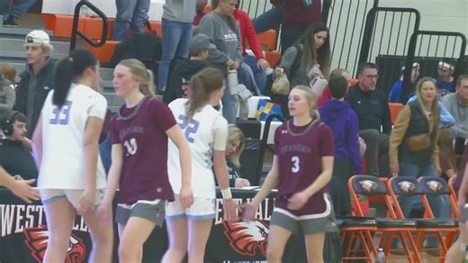 2B High School Basketball District Semifinal Results