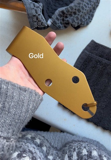Transforming a Mount with Gold Paint for Your Project Car