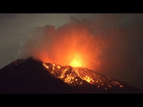 Vulcanian eruption of Sakurajima 桜島南岳のブルカノ式噴火