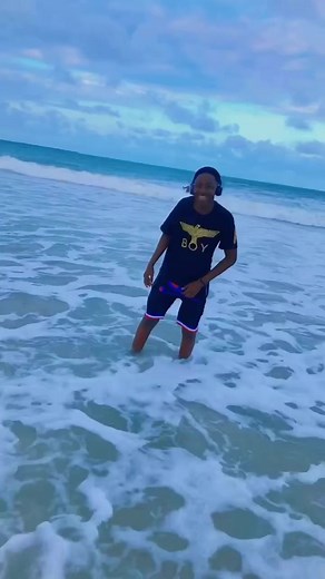 TimmyTreezy (@timmytreezy)’s videos with Not Afraid - Eminem
