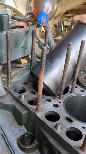 liner installation 6 cylinder diesel Engine #trending #automobile #foryou