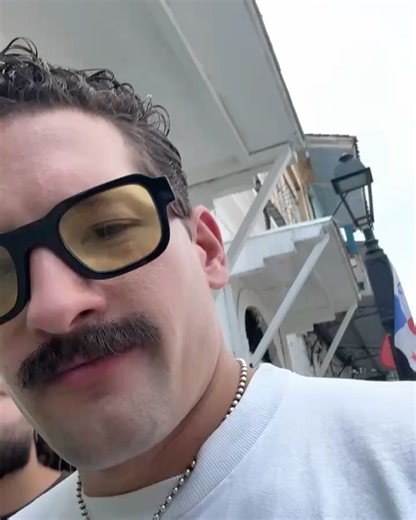 Mau y Ricky on Reels