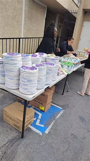 Sunday Food Pantry Pop Up Starting Right Now! 1:30PM to 2:30PM 3773 Tibbetts Street Riverside CA 92506 with CEO Donna Sautia Lighthouse of Hope Foundation Inc @topfans | Lighthouse of Hope Foundation Inc