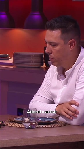 A réplica do Gui do caril de carabineiro do Chef Rui Silvestre impressionou o autor e os nossos jurados. 🧡✨ #masterchefportugal #rtp