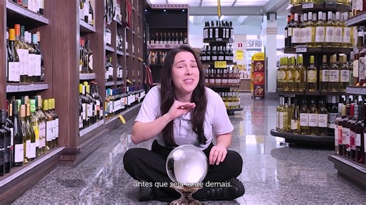 2.4K views | O universo tá conspirando a favor, viu?  Quando o destino coloca duas garrafas do mesmo vinho no seu carrinho… Ele também entrega 40% de desconto na segunda unidade. Coincidência? Nada!  Tinto, rosé ou branco… o que importa é brindar com quem você gosta e garantir o estoque em casa. Mas corre, porque eu vi aqui que o SALDÃO vai só até 30/09 enquanto durarem os estoques. 慄 E aí, vai ignorar o chamado do destino? | Caitá Supermercados | Facebook