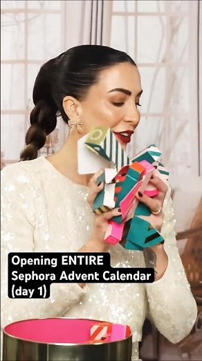 Opening ENTIRE SEPHORA Advent Calendar (day 1)