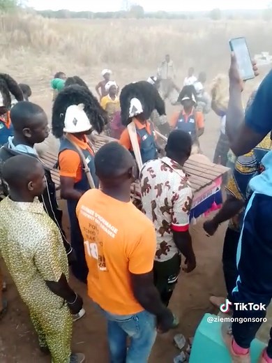 Vidéos de Z Production (@ziemongonsoro) avec son original - Z Production