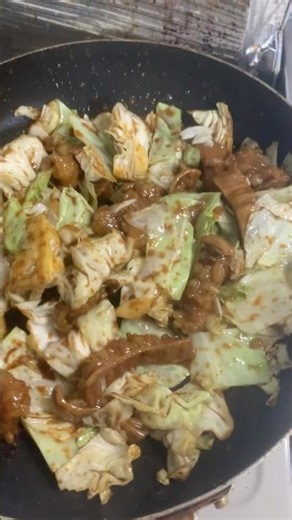 コストコのホルモンはキャベツと炒めたら旨い！ 弁当