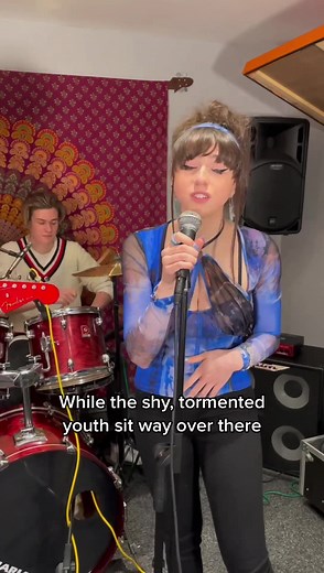 This Is The Life - Amy MacDonald ft evie❤️ | Max & Harvey