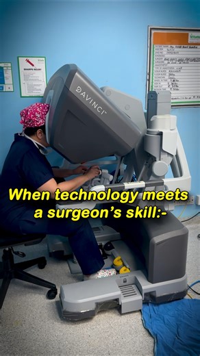 When a Surgeon Uses a Robot… Magic Happens! #otlife #trendingshorts #doctorlife