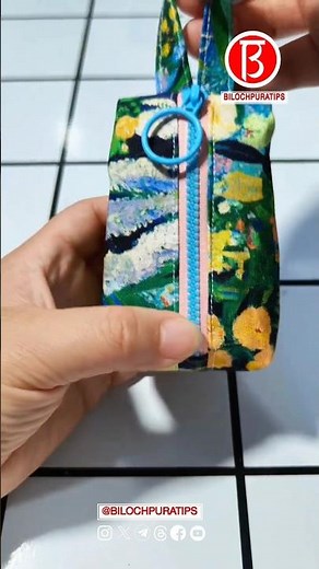 Mini triangle bag tutorial sharing