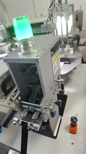 Fully Automatic Sewing for Strap Triangle Reinforcement