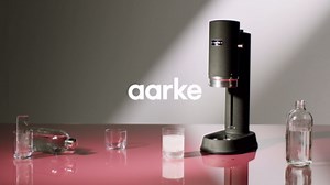 Aarke Carbonator Pro - Sparkling Water Maker & CO2 Cylinder, Stainless | Professional Grade, CO2 Cylinder Included, Dishwasher Safe Glass Bottle Included, Cordless