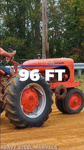 Tractor Pulling: Allis-Chalmers WD45 vs John Deere B #tractor #tractorpulling
