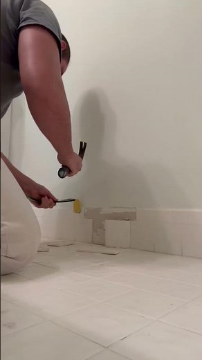 Tile removal for baseboard. #diy #subscribe #diyprojects #youtubeshorts #remodeling #contractor