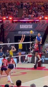 Monster block by Gabi Guimaraes 🇧🇷 | Breaking Barriers