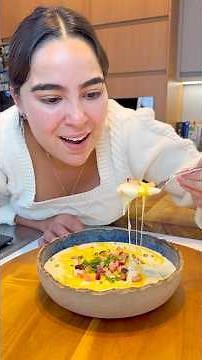 How to make Outback's most famous soup at home: Potato soup with cheese and bacon #recipe #soup